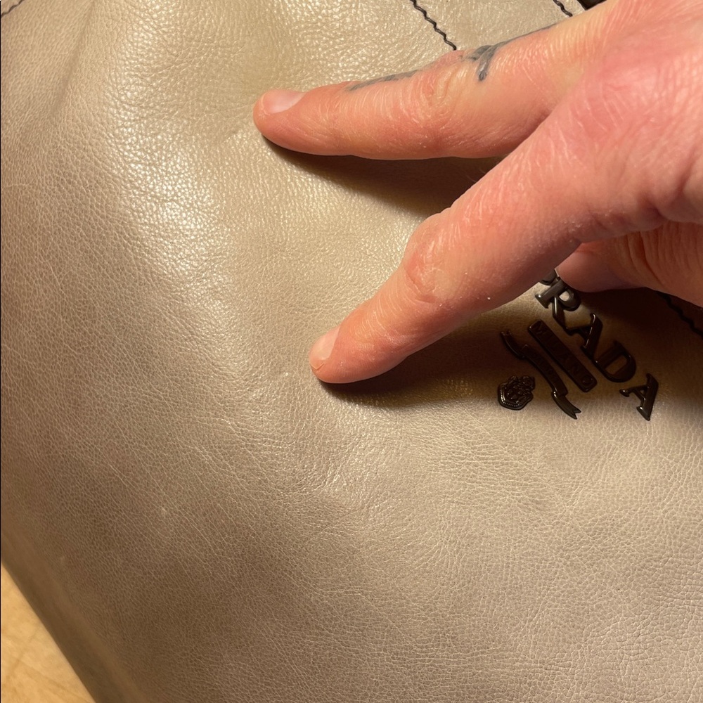 Prada Ombre w/COA East West Sfumato Glacé Leather Satchel Tote bag ! - Picture 11 of 16